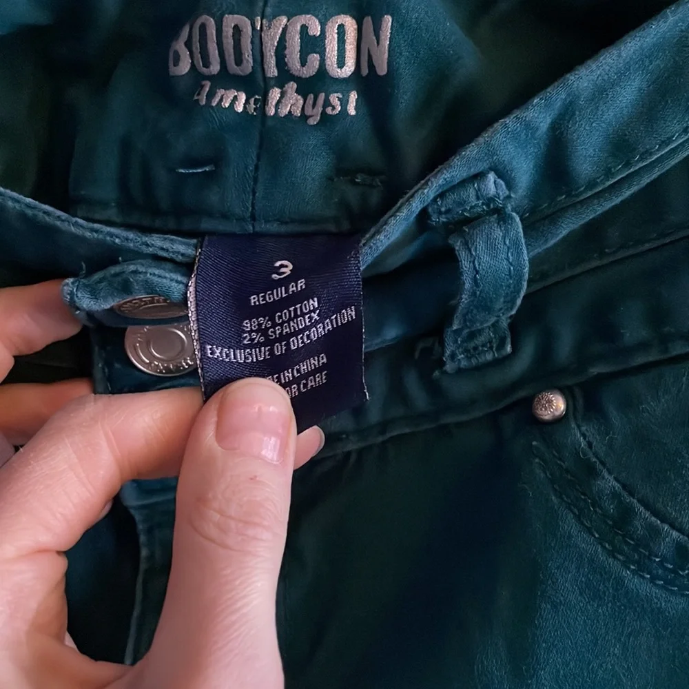 Amethyst Jean - Picture 5 of 5